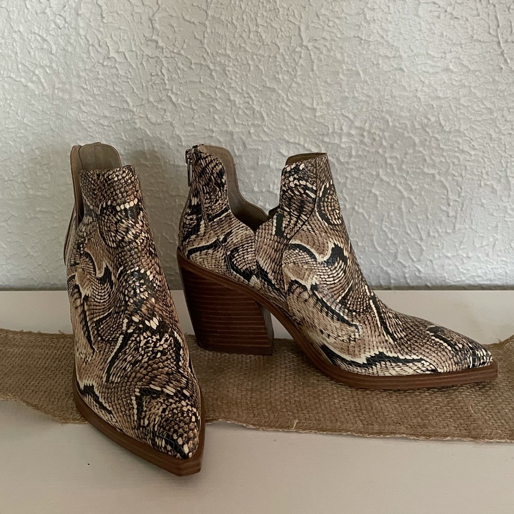 Snakeskin ankle booties, size 8.5
